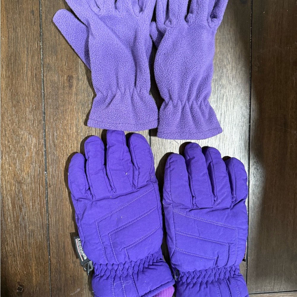 Women’s Purple Gloves